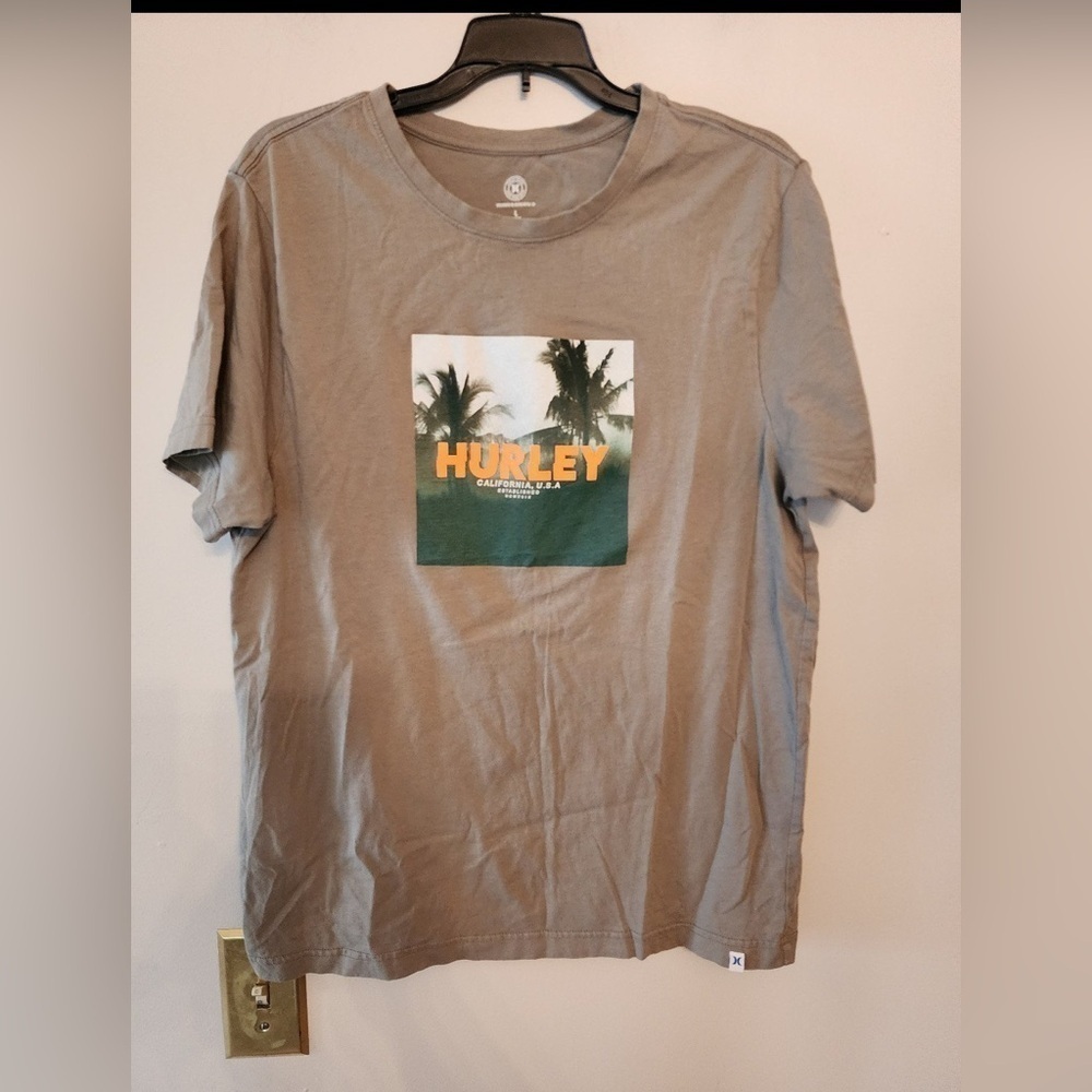 Hurley Men's Graphic Short Sleeve T-Shirt California USA Army Green size large